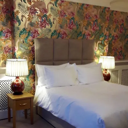 Boutique Inn 4*