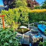 Lymestone Boutique 4*