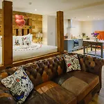 Lymestone Boutique Gasthof