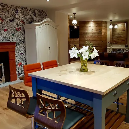 Mini-hôtel Lymestone Boutique 4*