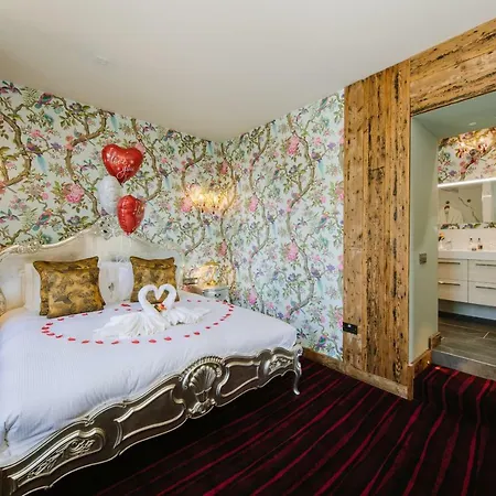 Lymestone Boutique 4*