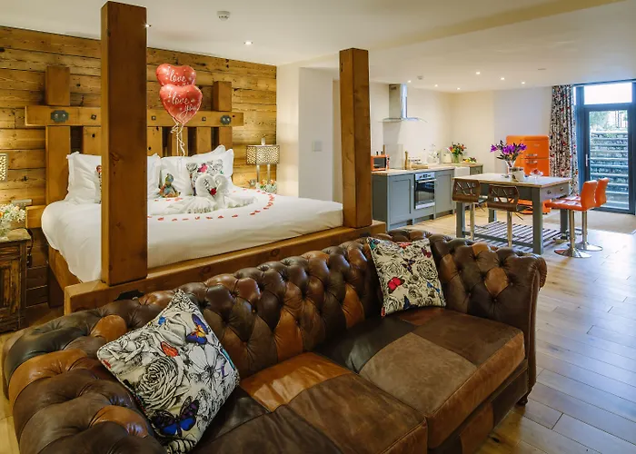 Lymestone Boutique Inn